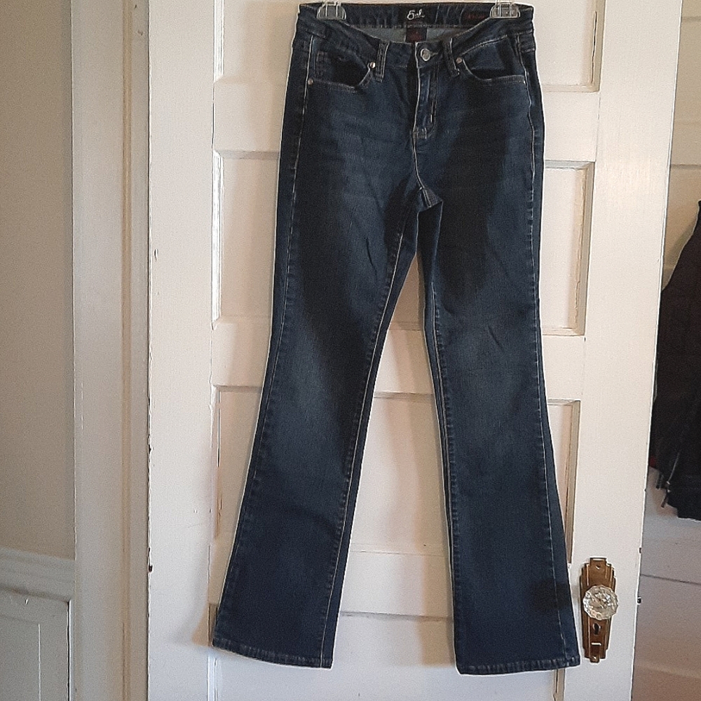 Earl slim boot cut jeans